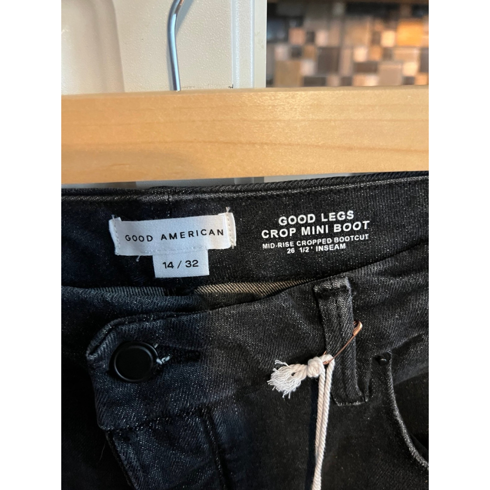 NWT GOOD AMERICAN Good Legs Black Crop Mini Boot Jeans - Picture 4 of 8